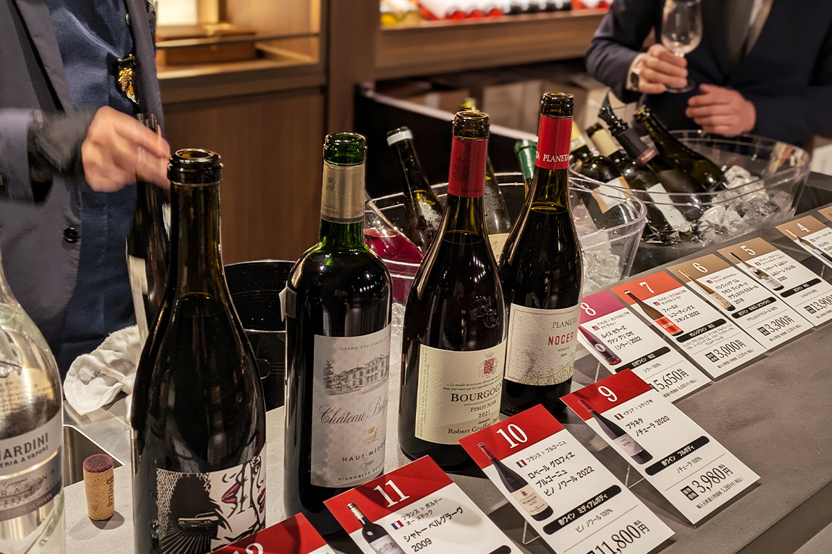 ワインショップフジ 試飲即売会の様子