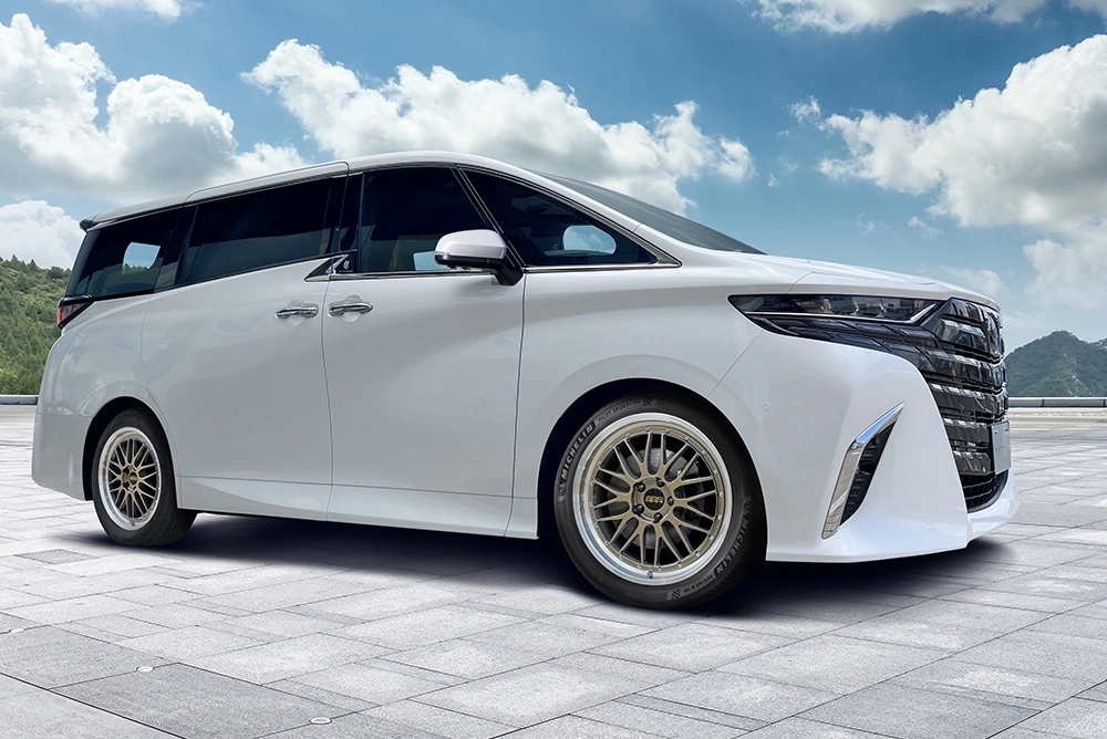 BBS LM／ヴェルファイア