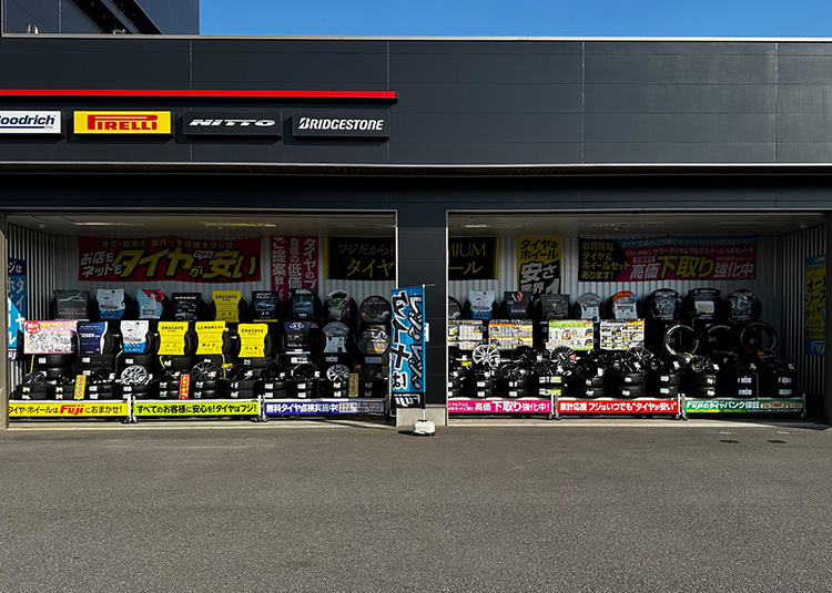 オープン展示上