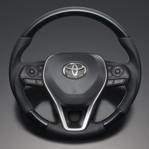 ステアリング ガングリップ LS186 RAV4 50系 2019/04-、アルティス 70系 2017/07-2023/12、カムリ 70系 2017/07-2023/12、クラウン 220系 2018/06-2022/07、 カローラ 210系 2019/09-、カローラクロス 10系 2021/09-、カローラスポーツ 210系 2018/06-、カローラツーリング 210系 2019/09-、 FEGGARI