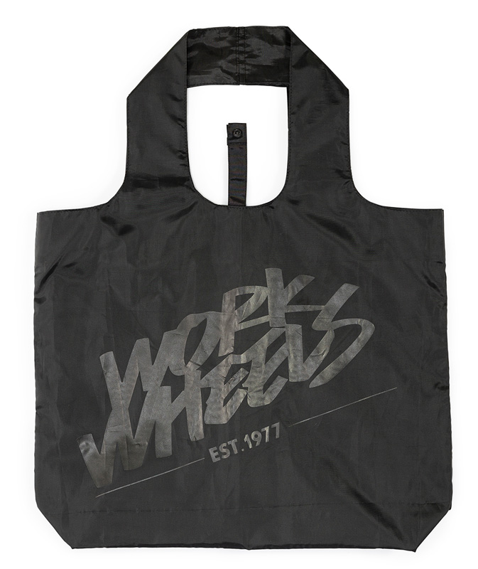 【通販限定】WORK コンパクトエコバッグ WORKホイールと同時購入で送料無料!! WORK WHEELSのロゴ入りエコバッグです。 WORK