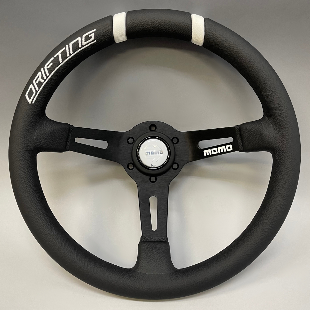 【正規品輸入品】 DRIFTING ドリフティング 33Φ MOMO×FORTUNE コラボ ボス（ハブ）・アースリング・配線・取付ビス・レンチは付属しません。ボス（ハブ）側の付属品をご利用下さい。 MOMO