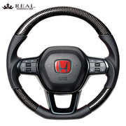 レアル ステアリング オリジナルシリーズ ソフトDシェイプ 品番：FL5-BKC-RD 適合：シビック タイプR (FL5) / CIVIC TYPE R R4(2022).9～、シビック (FL1/4) / CIVIC R3(2021).9～ 純正パーツ、純正エアバッグ、純正パドルシフト対応。純正ステアリングがステアリングヒーター付きの場合、この商品に交換するとステアリングヒーターは作動しません。 REAL 