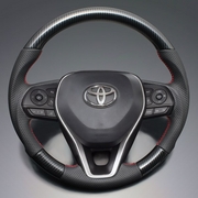 ステアリング ガングリップ LS187 RAV4 50系 2019/04-、アルティス 70系 2017/07-2023/12、カムリ 70系 2017/07-2023/12、クラウン 220系 2018/06-2022/07、 カローラ 210系 2019/09-、カローラクロス 10系 2021/09-、カローラスポーツ 210系 2018/06-、カローラツーリング 210系 2019/09-、 FEGGARI 