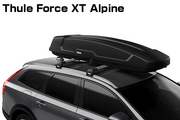 スーリー フォースXT ALPINEブラックエアロスキン TH6355 ※個人宅配送不可 様々な用途に対応する多目的型ルーフボックス 品番：TH6355 寸法：230 x 70 x 42.5 cm 重量：19.4 kg 容量：420L THULE 