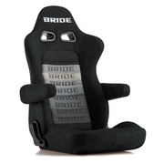 EUROSTERII CRUZ グラデーションロゴBE シートヒーター搭載モデル リクライニングシート バックレストに便利なポケットを装備し、ヘッドレスト後面には存在感を示す「BRIDE」の刺繍が入り アームレストは別売になります。シートヒーター搭載モデル（12V専用） BRIDE 