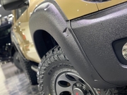 ハイラックスサーフ21系専用 8mm オーバーフェンダー シボ調 ワイルドからよりワイルドに！シボ調仕上げで塗装の手間いらず！  MCLIMB