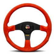 【正規品輸入品】 MOMO CORSE 2.0 SUEDE RED 350mm M-9 専用デザインのホーンボタン・取付ビス6本付属。ボス（ハブ）・アースリング・配線・取付ビス・レンチは付属しませんので、ボス（ハブ）側の付属品をご利用下さい。 MOMO 