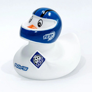 TE37 30TH RUBBER DUCKY 寸法：H9.5 x W7.2 x D9.2cm　素材：ゴム製 中国製 2026年モデル、数量限定 RAYS 