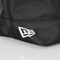 RAYSｘNEW ERA トートバックミニ 6L サイズ：H20xW24xD12cm 容量：約6L 素材：ポリエステル 1680D RAYS x NEW ERA コラボ デザイン：RAYSロゴプリント RAYS