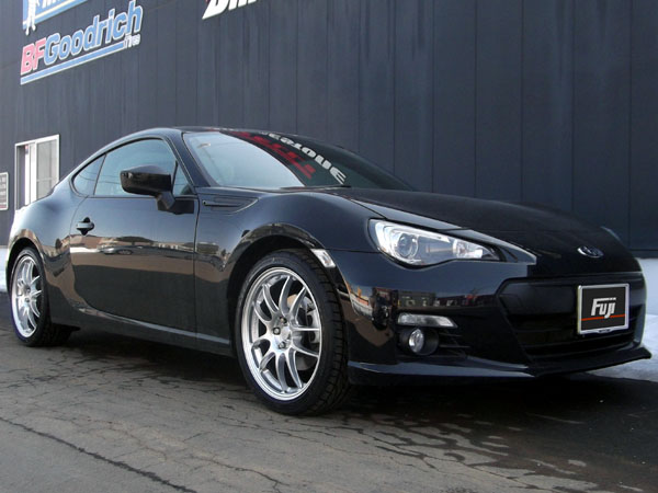SUBARU BRZ GT500カーボンシャーシ & YOKOMOホイール タミヤ 電動RCカーシリーズ 1/10RC SUBARU BRZ(ZD8) (TT-02