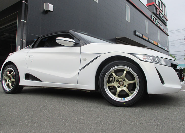 引き取り限定。S660に使用。前後異径サイズ。ADAVAN RZⅡ ブルー