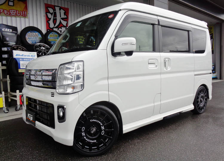 MLJ Incorporated🇯🇵 | スズキ エブリイ 4inch Lift Up with