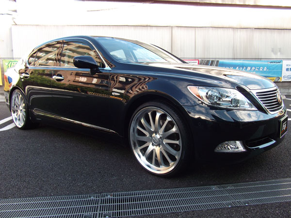 LS460-(レクサス)２０インチ ホイール　WALD レクサスLS460タイヤホイールセットKranze(クレンツェウィーバル
